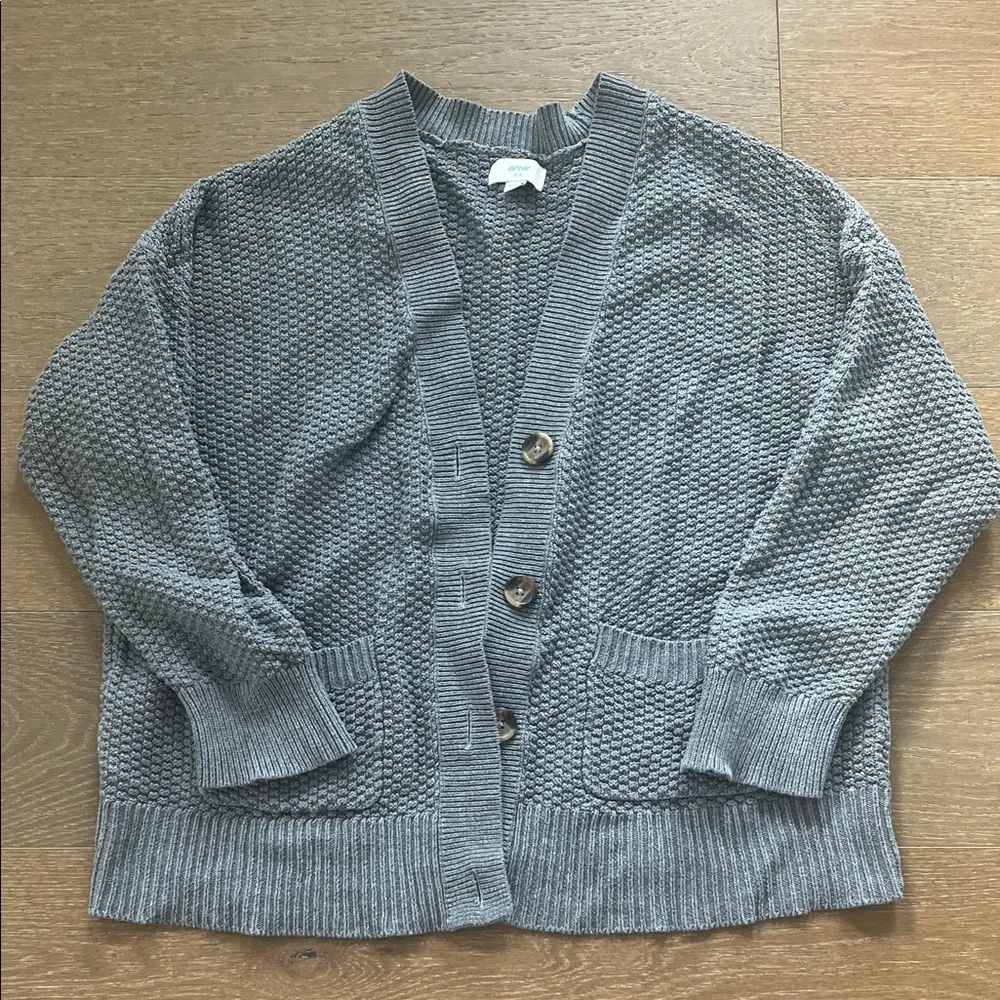 aerie Women’s Button Down Cardigan size medium